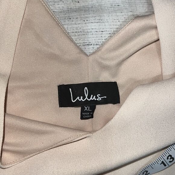 Lulu’s Groove On Light Beige Shift Dress Dramatic Bell Sleeves Sz XL X-Large - Picture 8 of 10